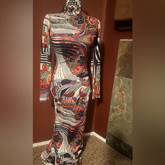Dresses & Skirts - Multicolor Abstract Print Long Sleeve Dress